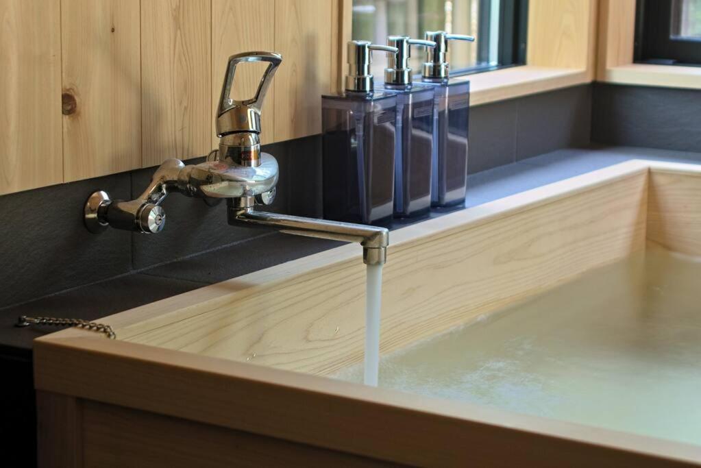 Hinoki No Ie - Cottage With Natural Hot Spring In A Cypress Bathtub Shika Εξωτερικό φωτογραφία