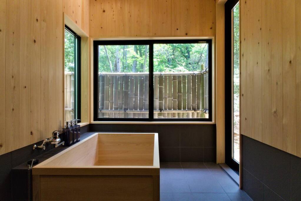 Hinoki No Ie - Cottage With Natural Hot Spring In A Cypress Bathtub Shika Εξωτερικό φωτογραφία